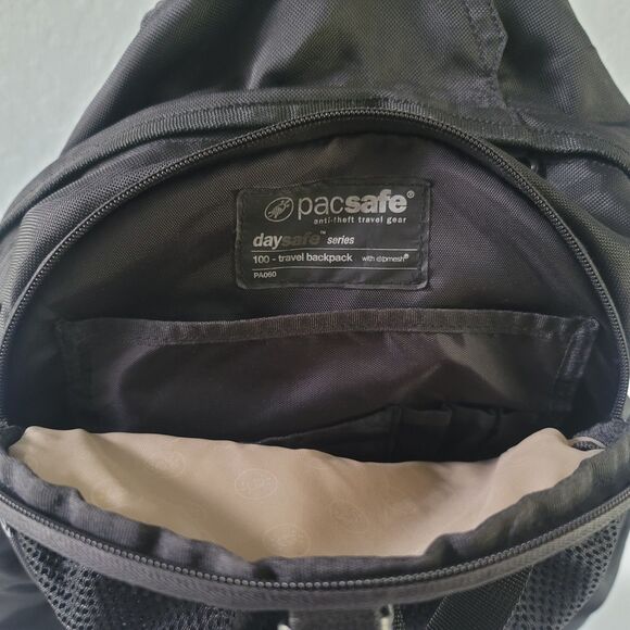 Pacsafe Daysafe100 Lockable Backpack Bag Anti-Theft Anti-Cut Material - Picture 2 of 12